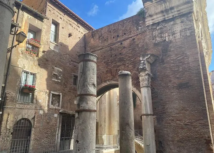 Apartament Over The Ruins *